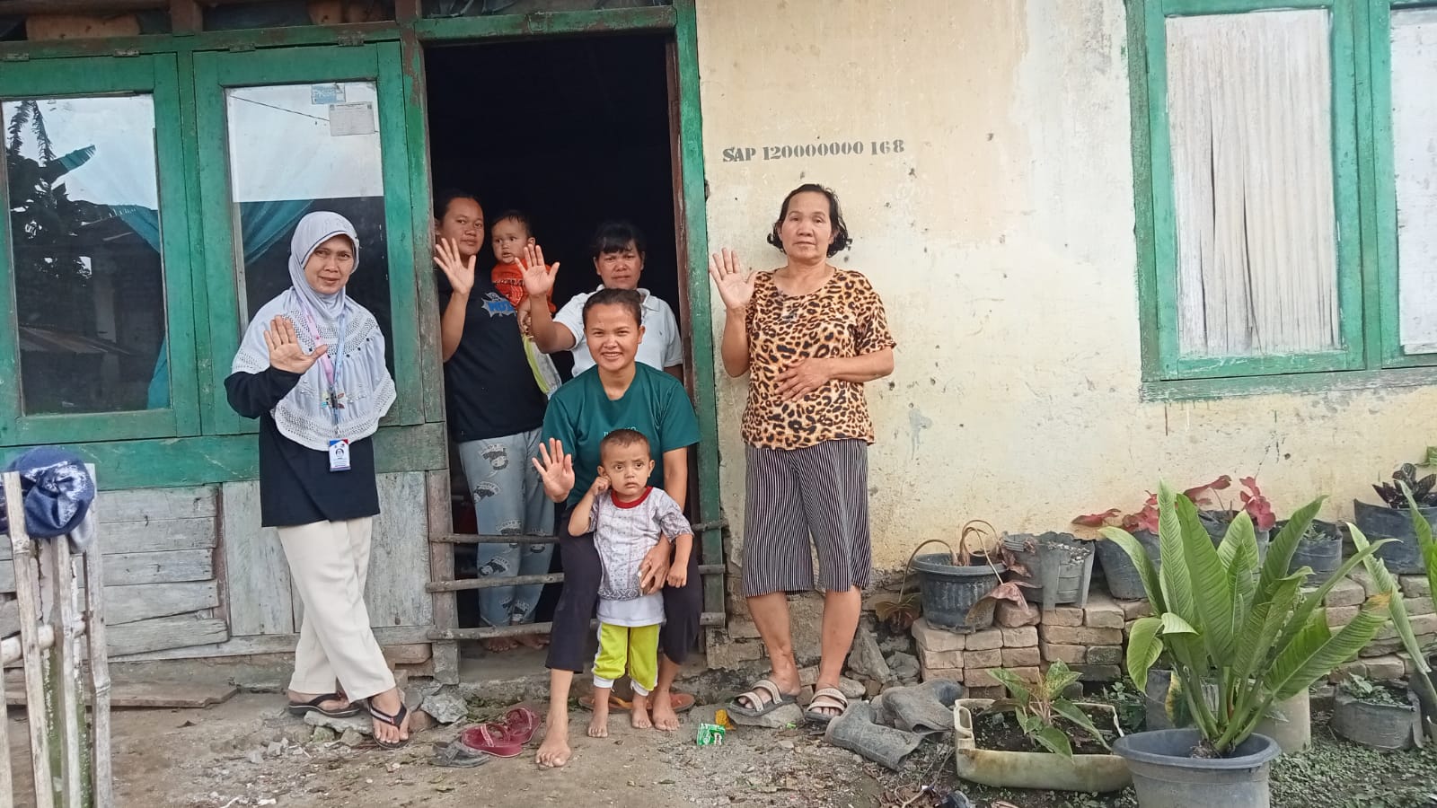 Galeri aktivitas Volunteer for Change Batch 3 (Medan) ke-5